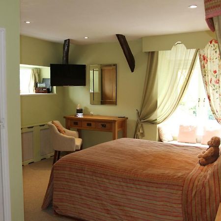 The Salty Monk Bed & Breakfast 시드머스 외부 사진
