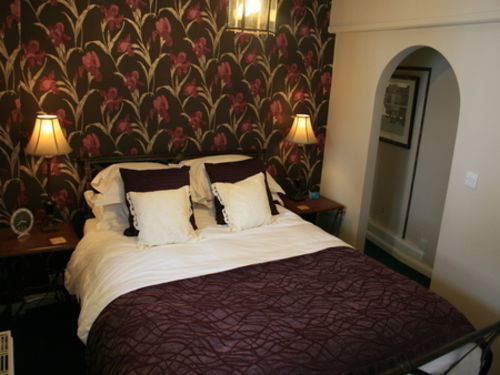The Salty Monk Bed & Breakfast 시드머스 외부 사진