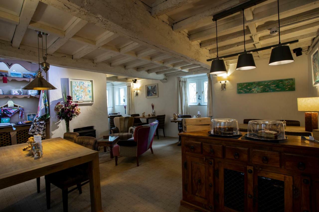 The Salty Monk Bed & Breakfast 시드머스 외부 사진